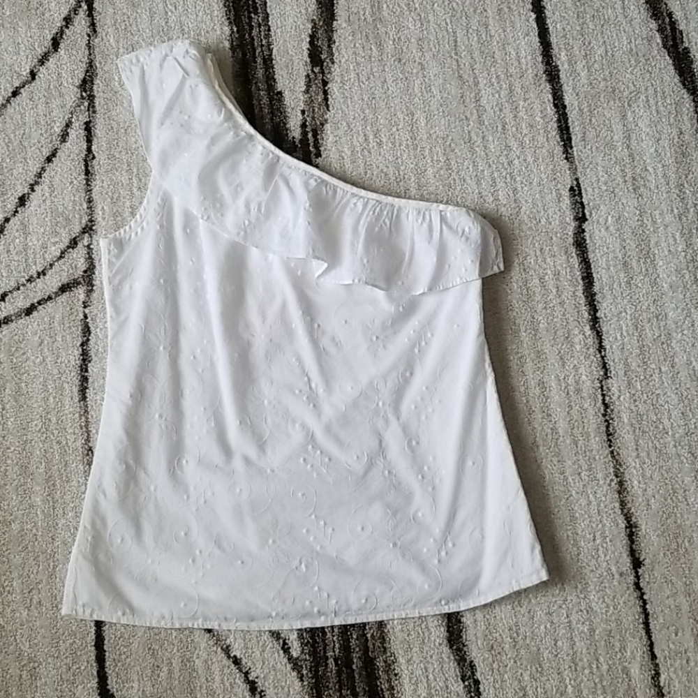 NWT - One Shoulder Top